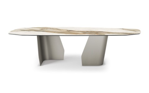 Il tavolo Senator Keramik: l'eleganza firmata Paolo Cattelan